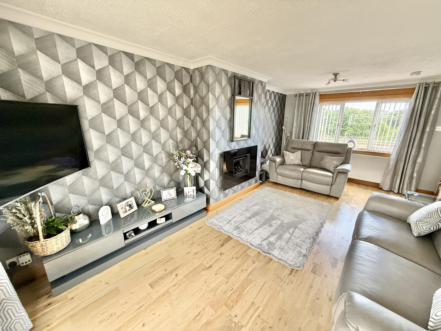 3 bed property in Nethermiln Road, West Kilbride